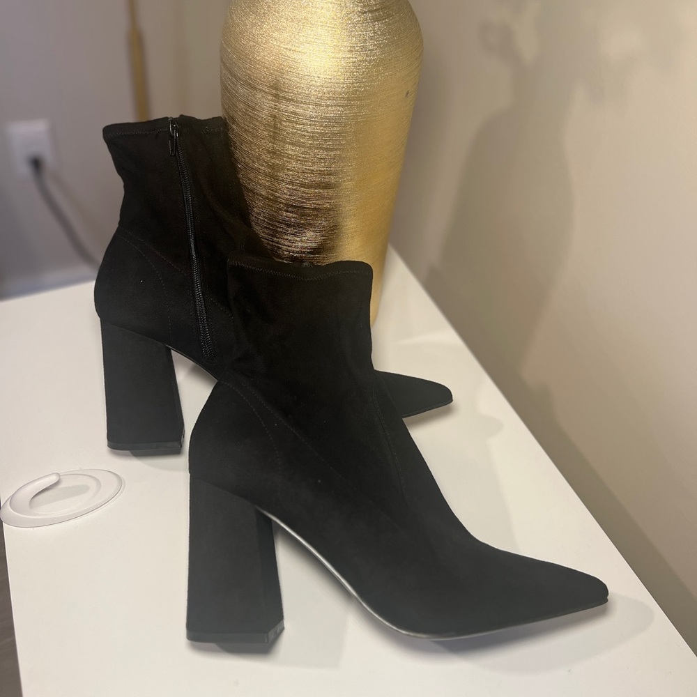 Steve Madden Sleek Black Block Heel Boots